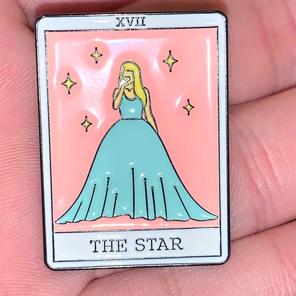 TAYLOR βTHE STARβ TAROT CARD PIN - TAYLOR PIN - Picture 2 of 11